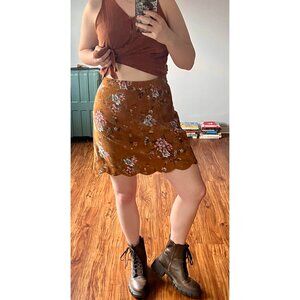 Dark gold floral scallop hem mini skirt
